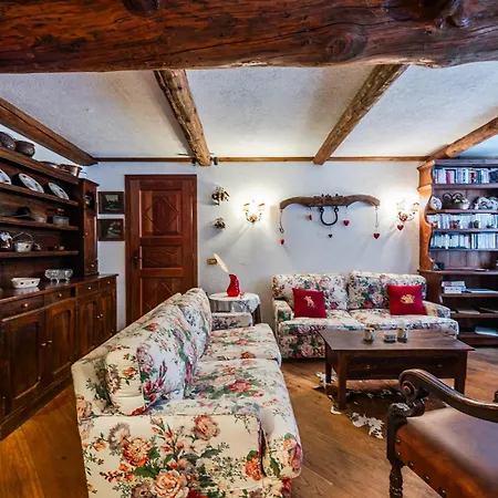 Apartament The Courmaison -