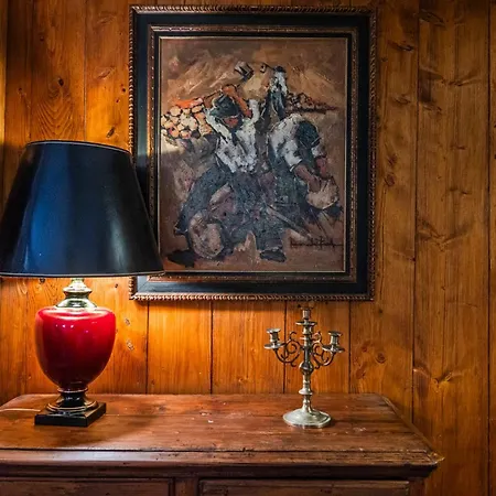 아파트 The Courmaison -